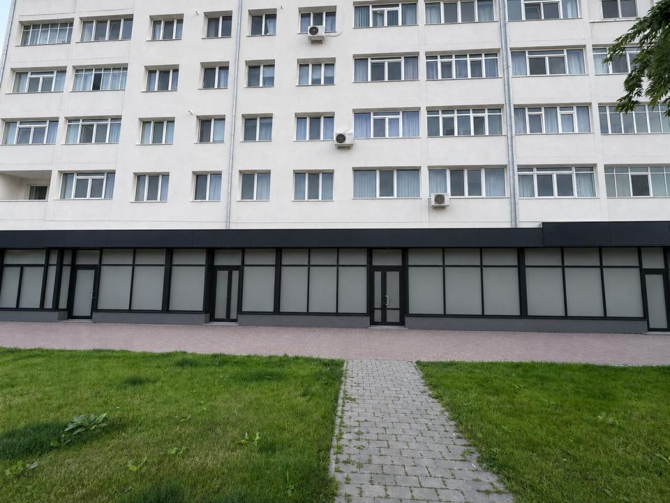Spațiu Comercial Premium | 100 mp | Piața Voievozilor | Vitrină 10 ml  