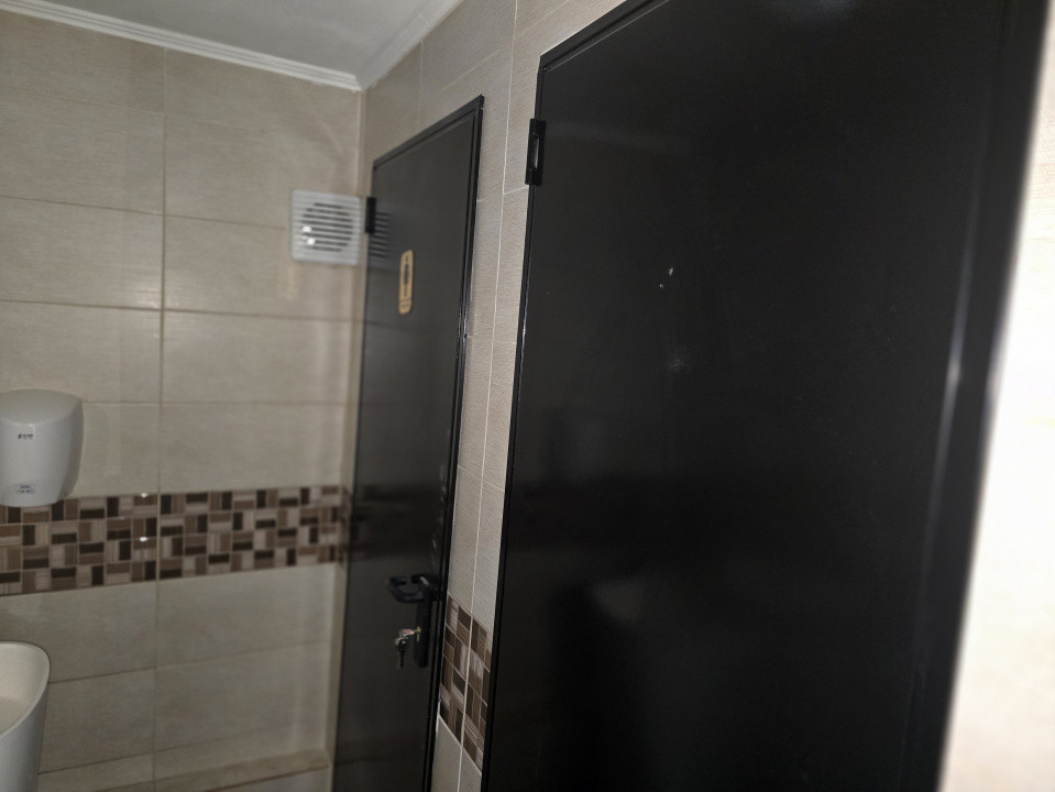 Spațiu Comercial Premium | 100 mp | Piața Voievozilor | Vitrină 10 ml  