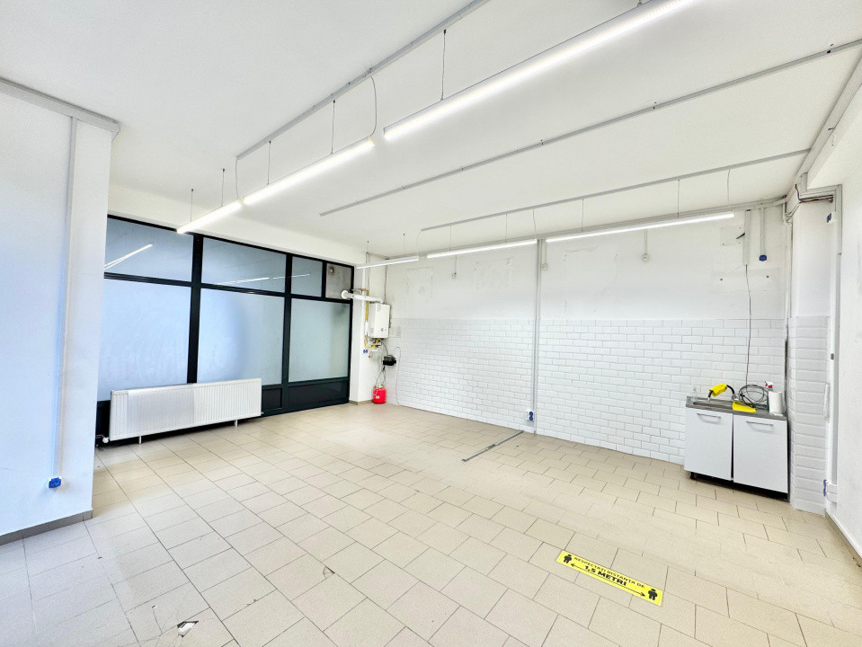 Inchiriere Spațiu Comercial Vitrat, 45 mp - Esplanada NICOLINA