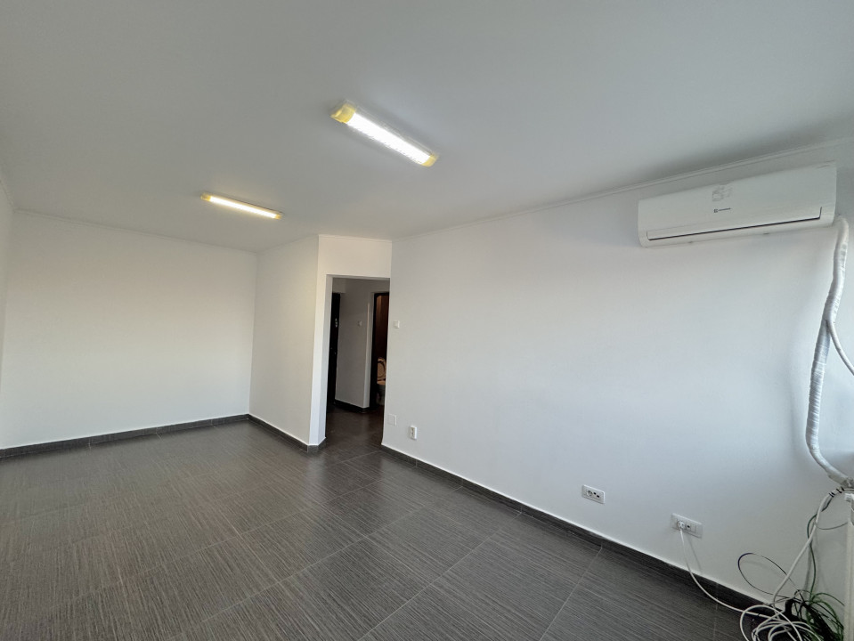 Închiriere Birou 35 mp în Copou. Etaj 2. 1 loc de parcare inclus.