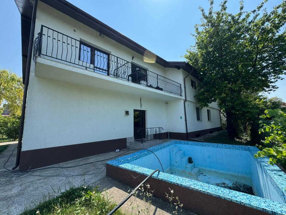 Vilă cu Potențial Multiplu de Închiriat –Copou, Aleea Mihail Sadoveanu