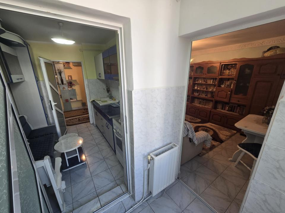 Inchiriere apartament | Doua camere | Podu Ros - Constructii 
