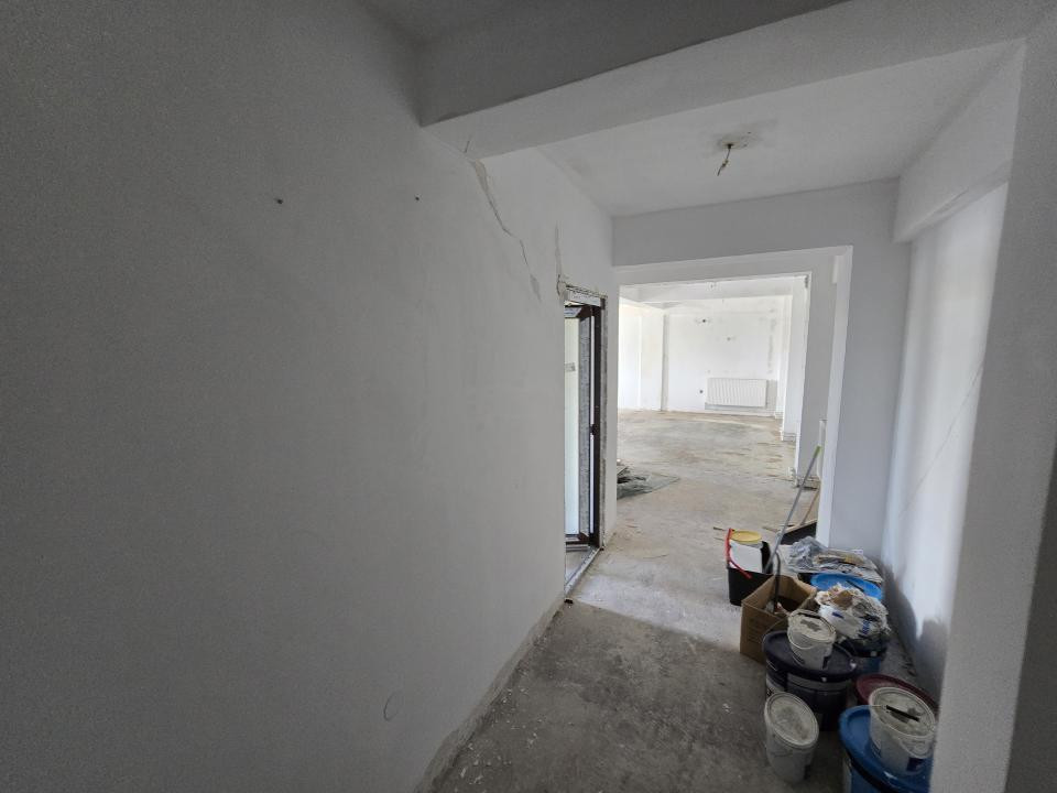 Inchiriere Spatiu birouri | 70mp | Lukoil (Socola) | Bularga |