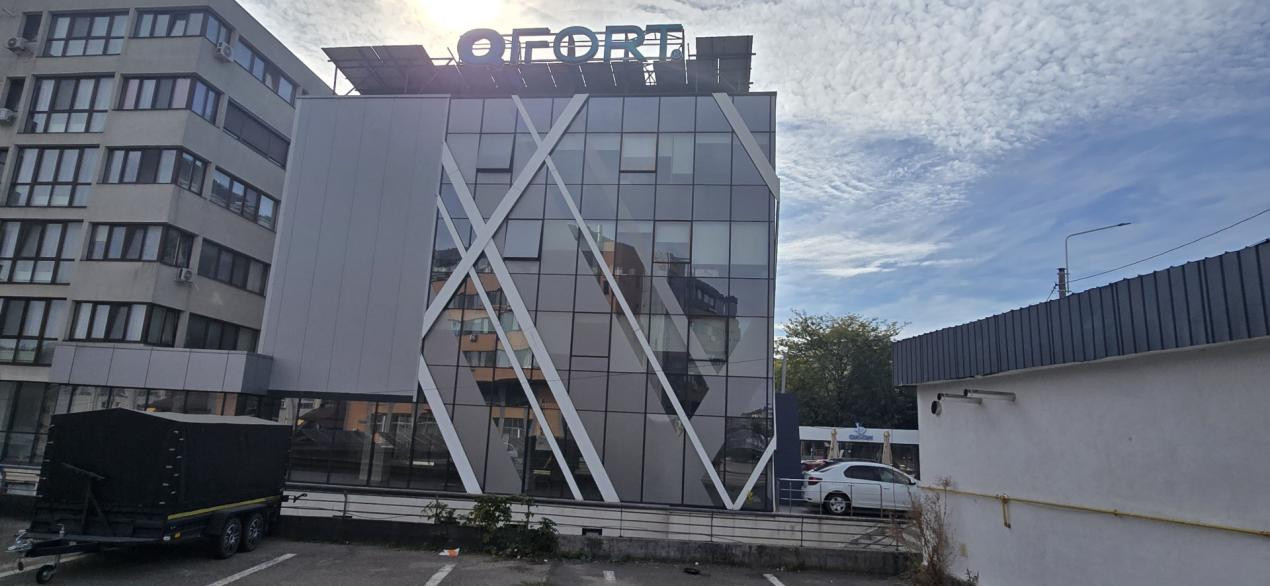 Inchiriere Spațiu Comercial Vitrat, 562mp Tatarasi - Piata doi baieti