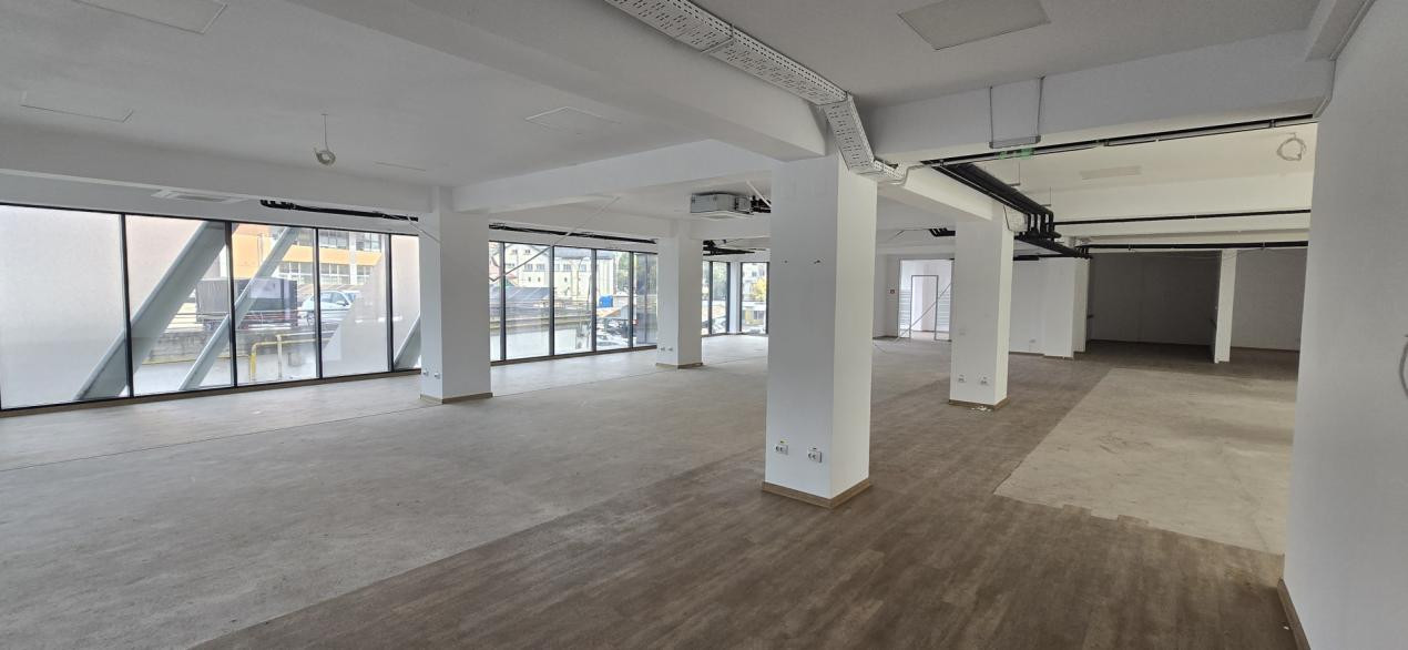 Inchiriere Spațiu Comercial Vitrat, 562mp Tatarasi - Piata doi baieti