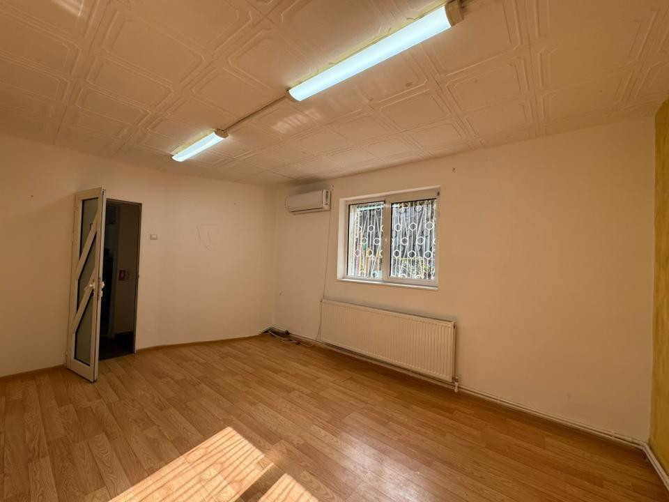 Inchiriere Spațiu Comercial,  50mp Nicolina - Rad Market