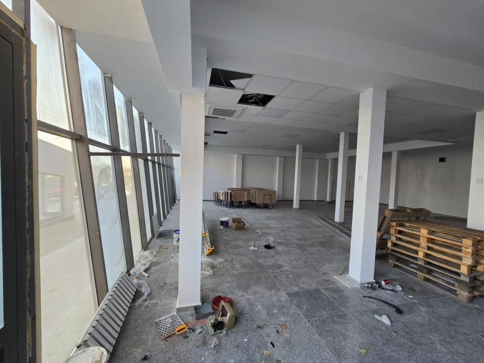 Inchiriere Spațiu Comercial Vitrat, 225 mp Tatarasi - Flux.