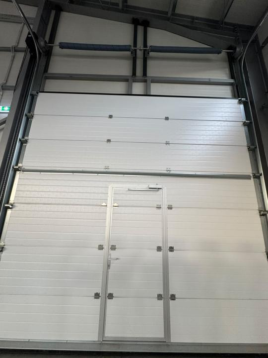 HALĂ INDUSTRIALĂ DE ÎNCHIRIAT + BIROU– BUCIUM, IAȘI- ACCES TIR