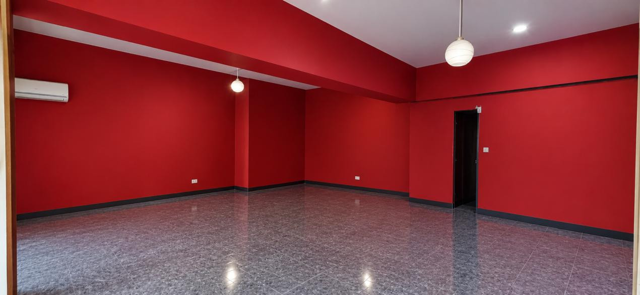 Spațiu comercial vitrat premium de închiriat – Rond Zimbru | 69 mp | 