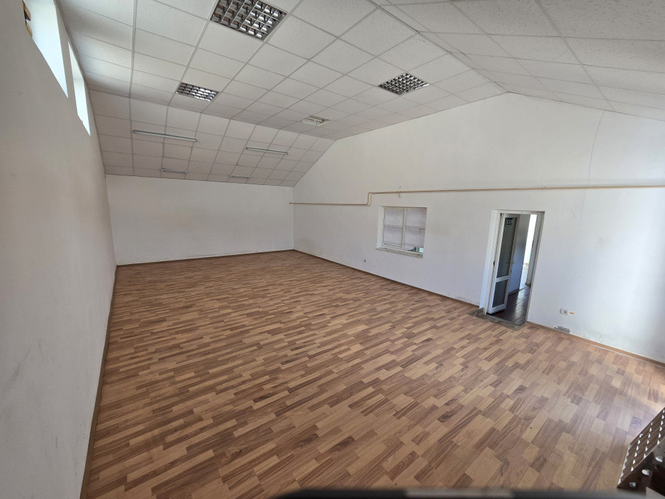 Închiriere Spațiu/ Depozit, 100 mp Util + 200 mp Teren. Valea Lupului.