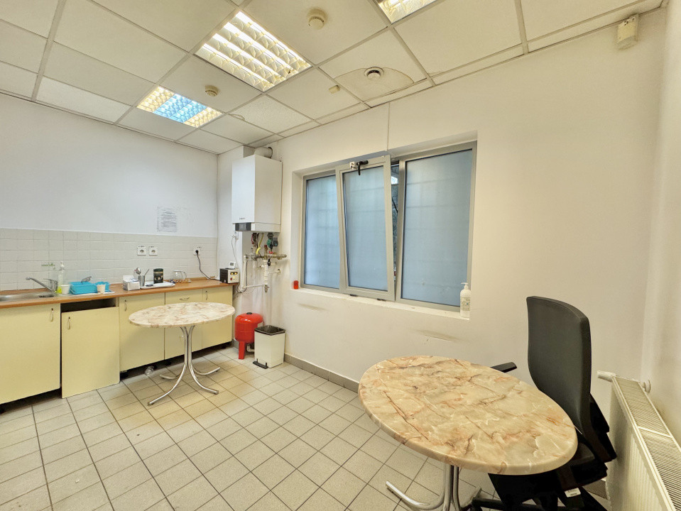 Închiriere Spațiu Comercial- fostul OTP A. Panu, 270 mp. Vitrină 10 ml