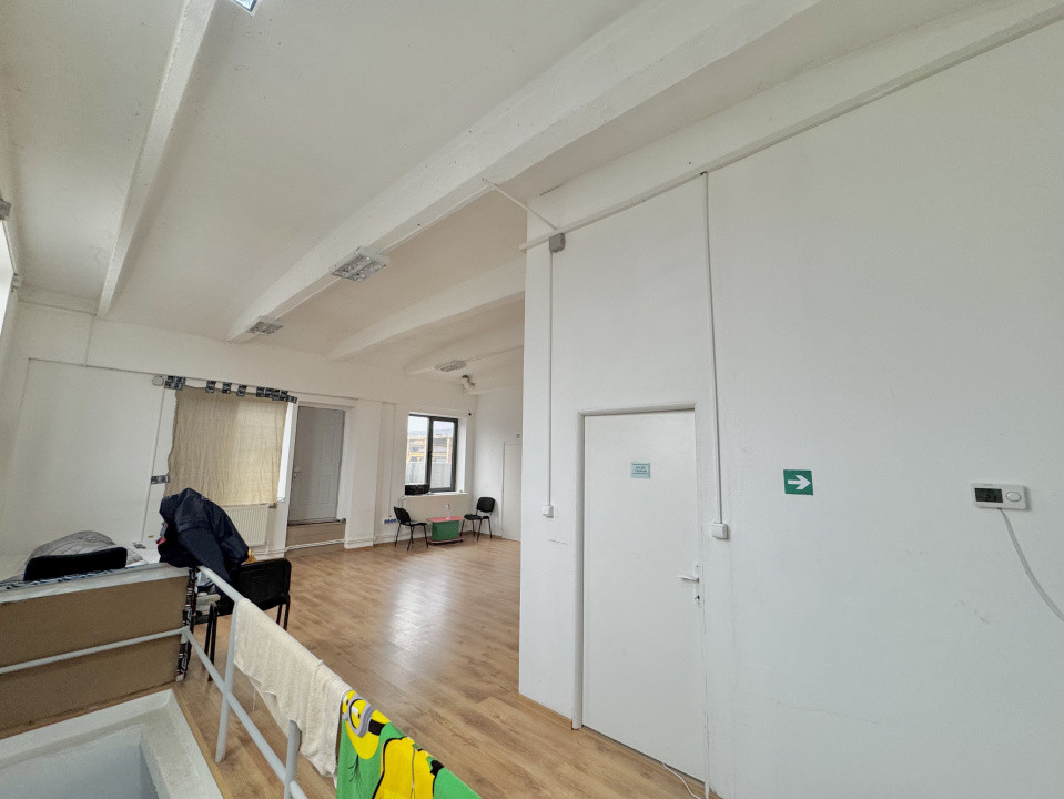 Inchiriere Hală Independentă 320 mp + Birouri 80 mp- Calea Chisinaului