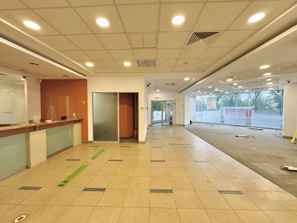 Închiriere Spațiu Comercial- Parter, A. Panu, 200 mp. Vitrină 10 ml